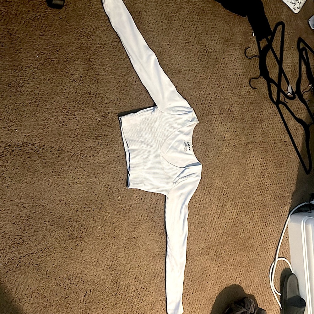white, seamless, long sleeved top size xs from garage